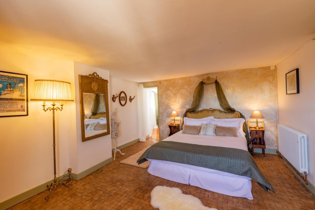Champagne House - Elegance, Luxury And Charm Bed & Breakfast Condom Exterior photo